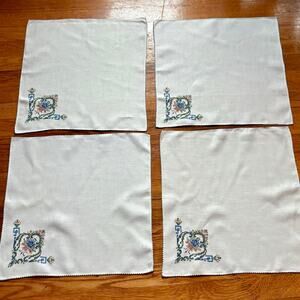 Vintage Embroidered Linen Napkins Set of 4 Floral Design 16 x 17